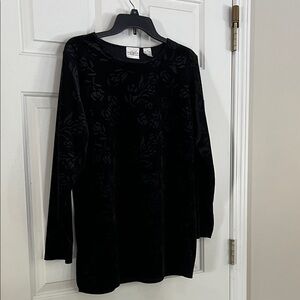 Black Floral Long Sleeve Top